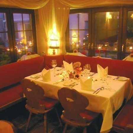 Hotel Zum Treuen Bartel à Markgröningen Extérieur photo